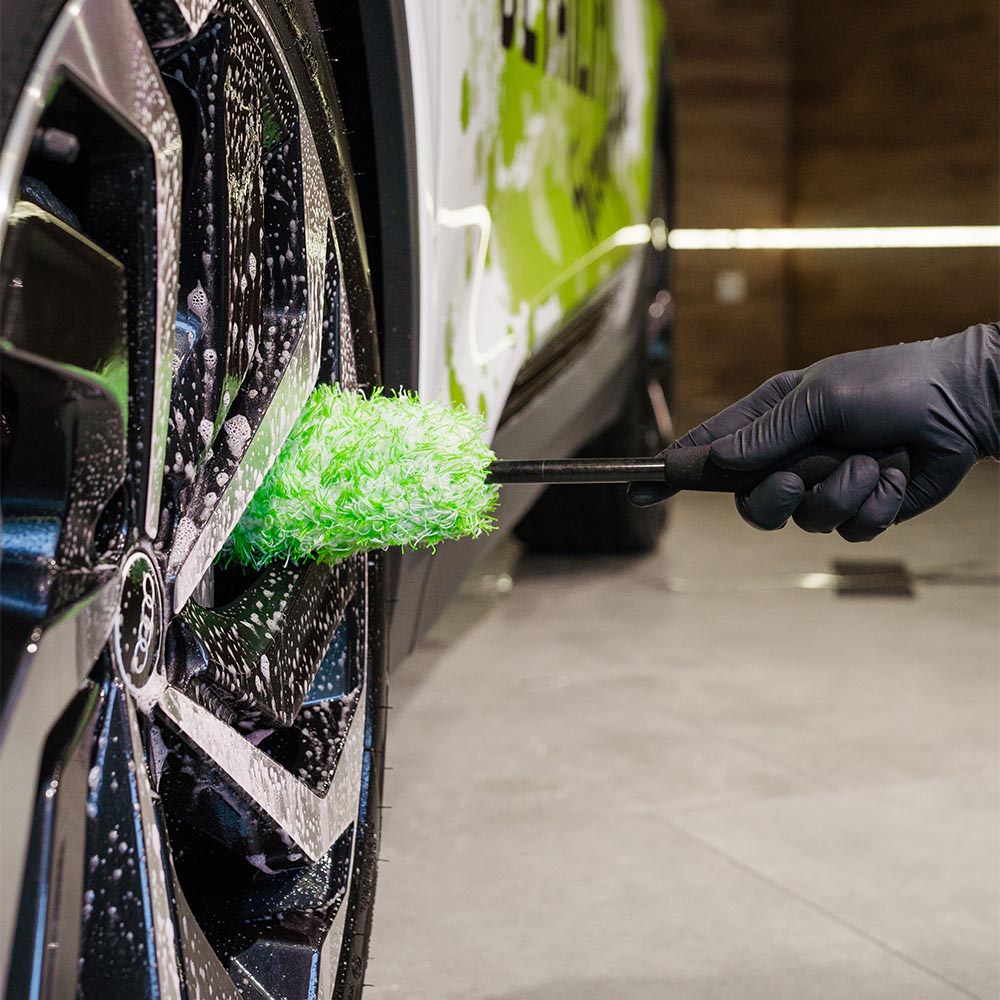 EHDIS Auto Waschbürste Set - Lederbürste für die schonende Reinigung von  Glattleder, Rauleder, Kunstleder und Textilien und Felgenreiniger Bürste  für